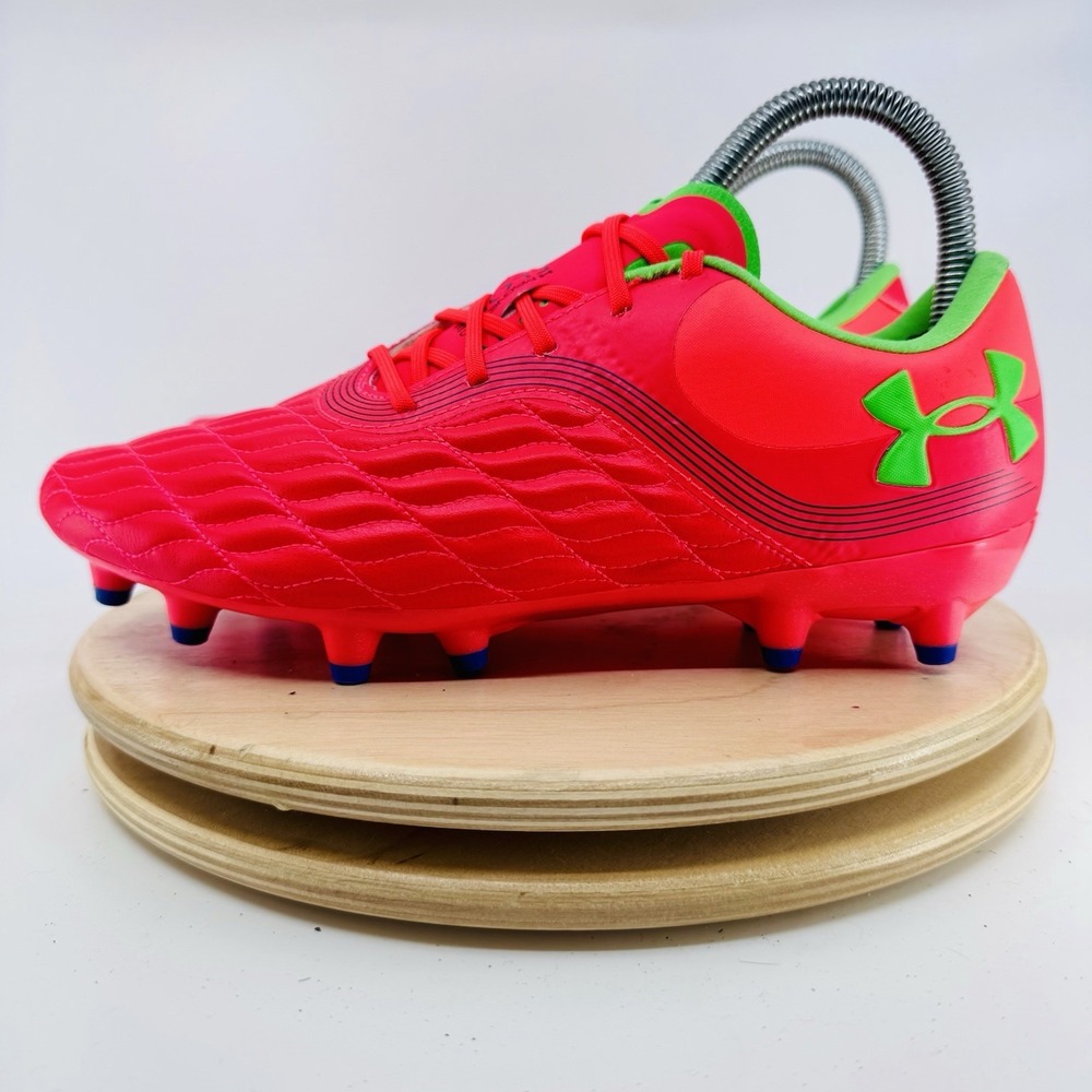 Under Armour Magnetico Pro 3 FG Soccer Cleats Womens‎ 8 red orange pink Shoes